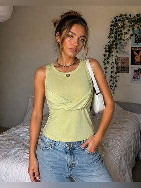 Missguided Green Ribbed Twist Front Tank Top Size L NWT Sleeveless Stretch Y2K